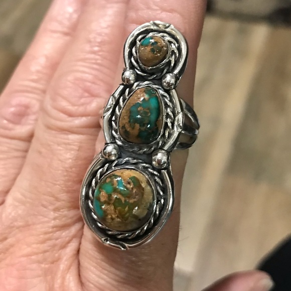 Jewelry - Southwest Turquoise & Silver 3 Stone Ring